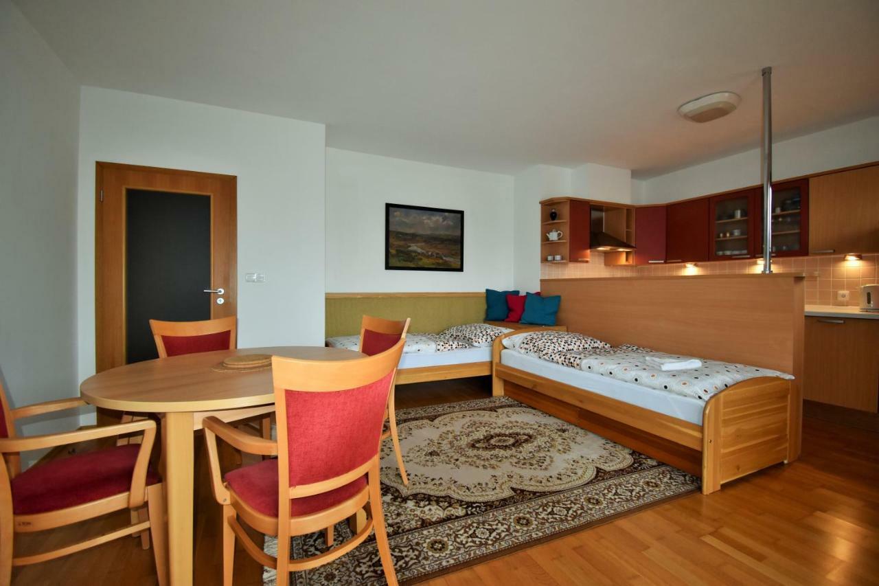 Apartmany Michael Špindlerŭv Mlýn Exteriör bild
